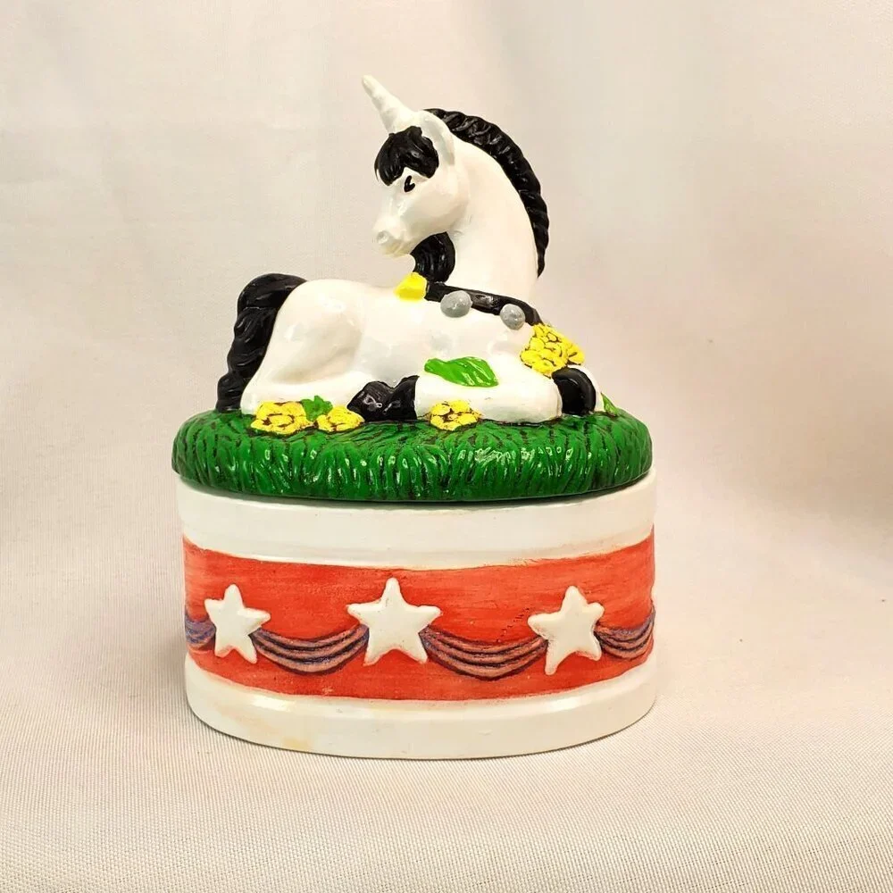 Vintage Y2K Hand painted Ceramic Unicorn Small Trinket Jewelry Box Holder